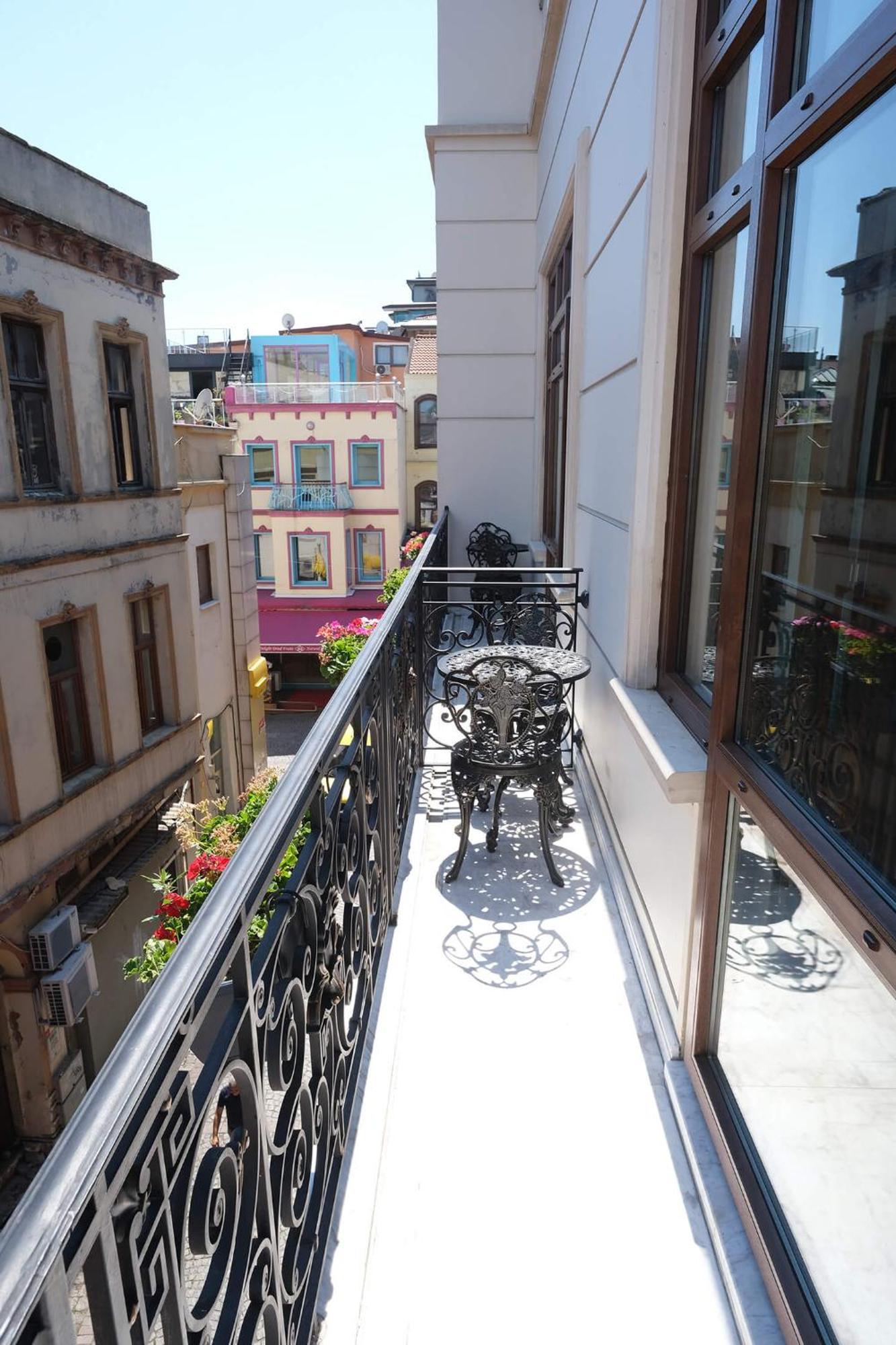 Ortakoey Hotel Istanbul Exterior photo